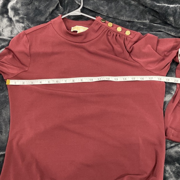 Burgundy Blouse in Size US M - Picture 7 of 7